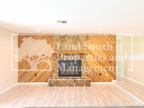 2190 Belaire Dr in Winter Haven, FL - Building Photo - Building Photo