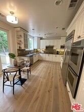 129 S Elm Dr in Beverly Hills, CA - Building Photo - Building Photo