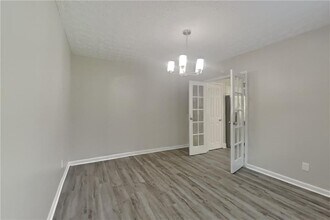 105 Meadow Crest Ct in Powder Springs, GA - Building Photo - Building Photo