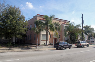 Hyde Park Arbors Apartments