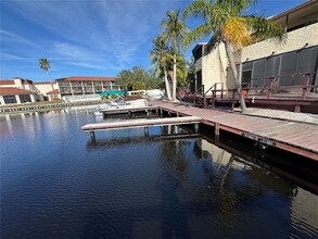 2595 Cyprus Dr in Palm Harbor, FL - Building Photo - Building Photo