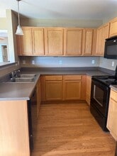 213 Countryshire Dr in O'Fallon, MO - Building Photo - Building Photo