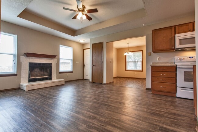 4138-4140 S Miranda Ct in Springfield, MO - Building Photo - Building Photo
