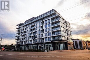 500 Plains Rd E in Burlington, ON - Building Photo