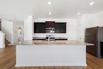 317 Cres Park Dr in Jarrell, TX - Building Photo - Building Photo