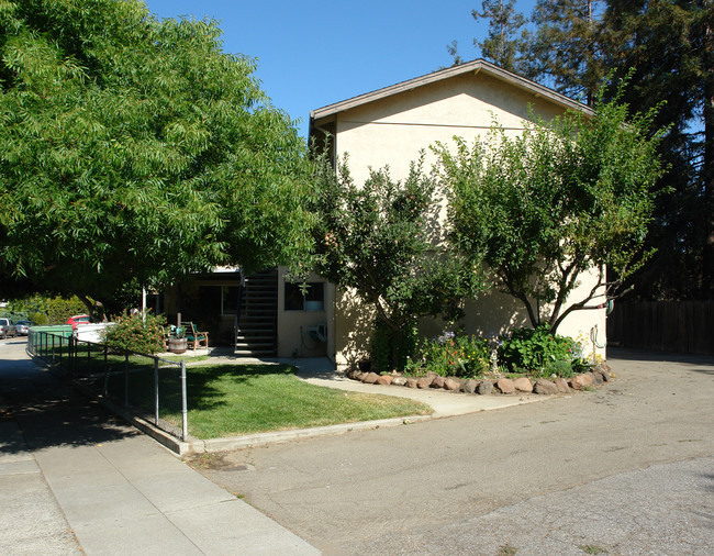 5005 Lapa Dr in San Jose, CA - Building Photo - Building Photo