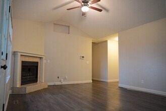 213 E Wilson St in Republic, MO - Building Photo - Building Photo