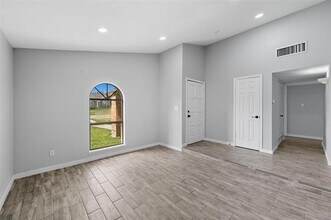 5256 Sherman Dr in The Colony, TX - Building Photo - Building Photo