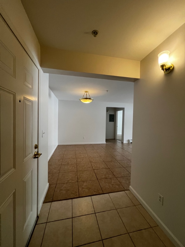 15 Old Academy Rd in Fairfax, VT - Foto de edificio - Building Photo