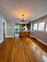 302 N Hayford Ave in Lansing, MI - Building Photo - Building Photo