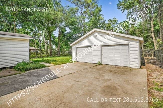 8206 Sandra St in Houston, TX - Building Photo - Building Photo