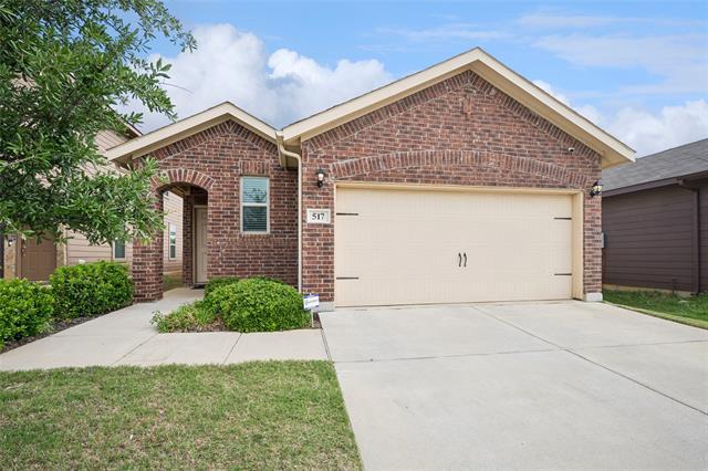 517 Concho St in Aubrey, TX - Building Photo - Building Photo