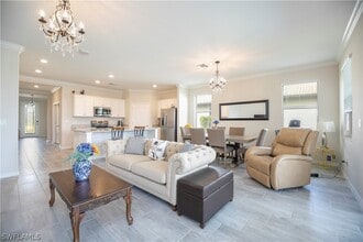 2075 Parson St in Naples, FL - Building Photo - Building Photo