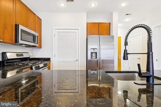 181 E Reed Ave in Alexandria, VA - Building Photo - Building Photo