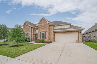 5511 Highland Dr in Pasadena, TX - Building Photo - Building Photo