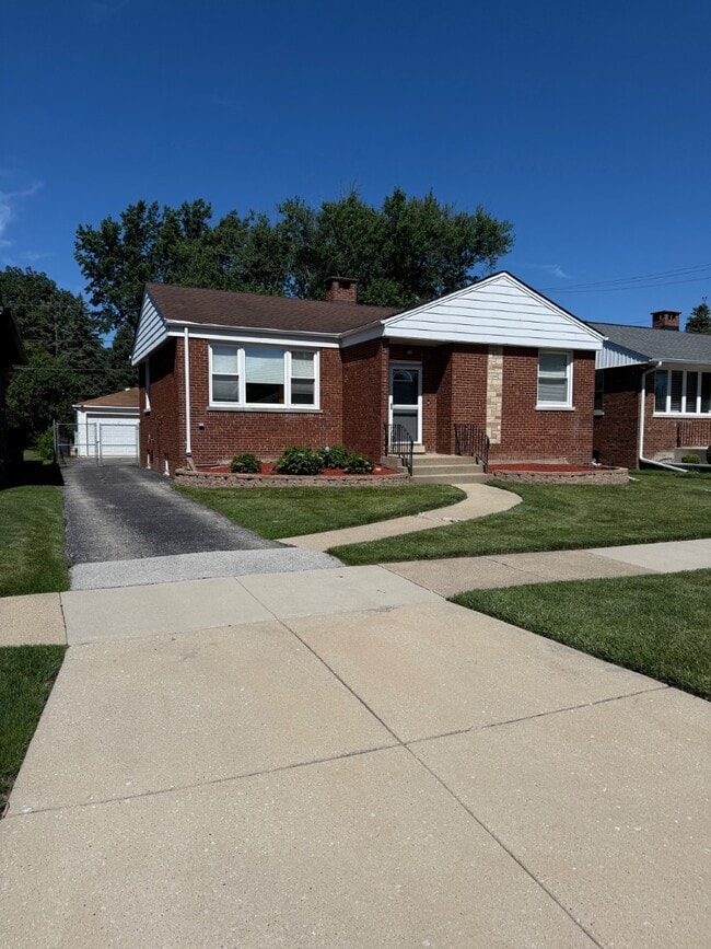 property at 1644 Westchester Blvd