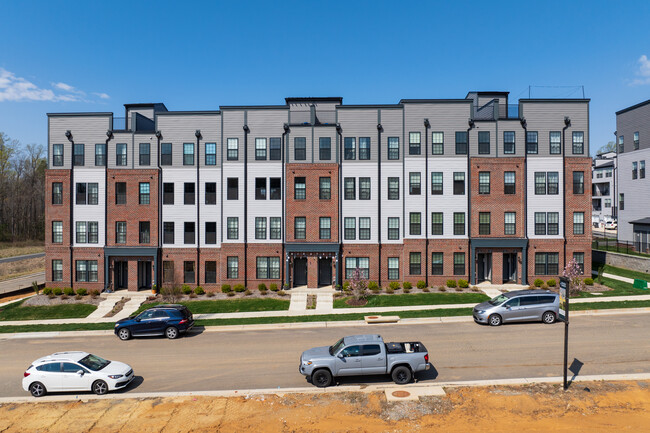 Coalfield Station Condos in Midlothian, VA - Building Photo - Building Photo