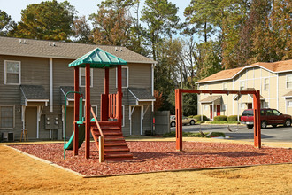 Brookhaven Townhomes in Macon, GA - Building Photo - Building Photo