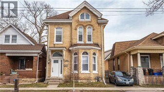 48 Sheridan St in Brantford, ON - Building Photo