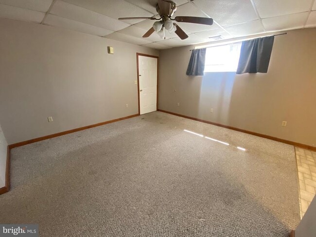 property at 1312 Clay Ave