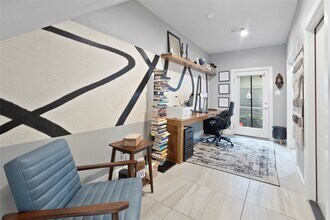 2104 Dennis St in Houston, TX - Building Photo - Building Photo