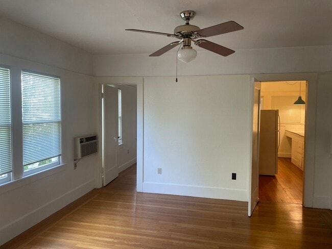 927 35th St in Sacramento, CA - Building Photo - Building Photo