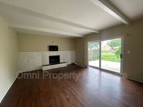 31245 Bretz Dr in Warren, MI - Building Photo - Building Photo