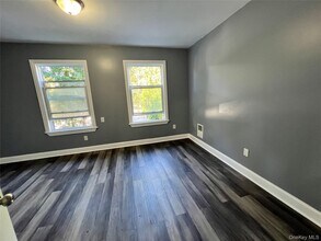 58 Lincoln Ave in Poughkeepsie, NY - Building Photo - Building Photo