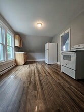 4 Altamont Terrace in Cumberland, MD - Foto de edificio - Building Photo