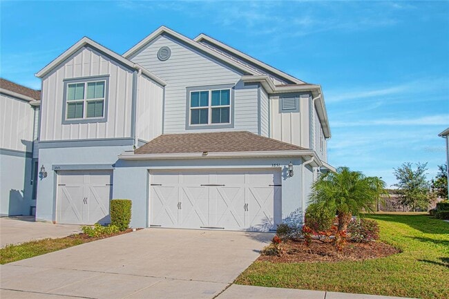 property at 3851 Plainview Dr