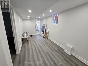 3910 Skyview St in Mississauga, ON - Building Photo - Building Photo