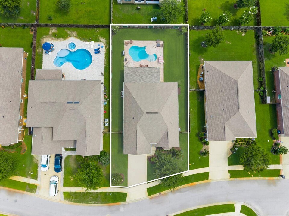 442 Cornelia St in Freeport, FL - Building Photo