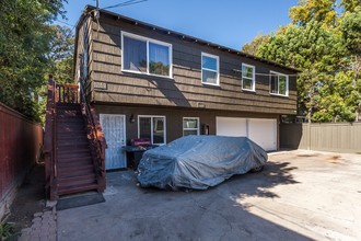 1112 French St in Santa Ana, CA - Building Photo - Building Photo