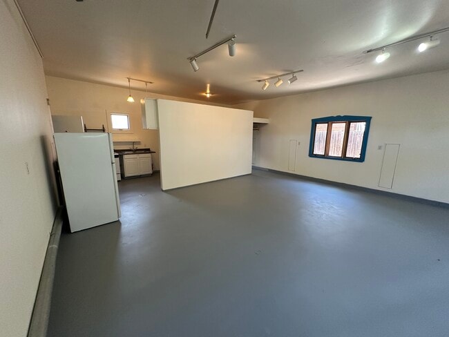 409 La Joya Rd, Unit C in Santa Fe, NM - Building Photo - Building Photo