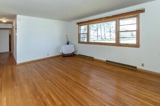 16943 Hwy 65 NE in Ham Lake, MN - Building Photo - Building Photo