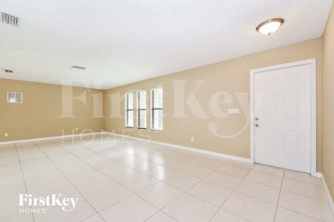 233 SW 38th St, Unit 4B in Cape Coral, FL - Foto de edificio - Building Photo