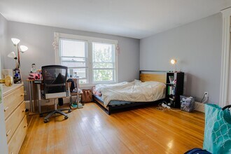 130 Capen St, Unit 130 in Medford, MA - Building Photo - Building Photo