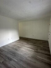 704 Sunset Ave in Auburndale, FL - Building Photo - Building Photo