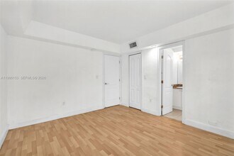 3245 Virginia St in Miami, FL - Building Photo - Building Photo