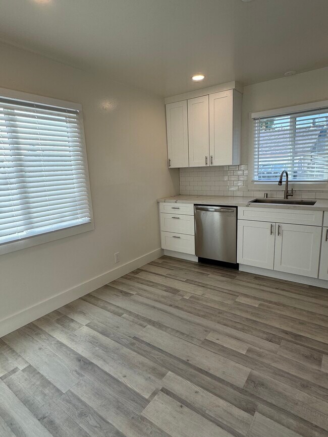 21942 Arbor Ave in Hayward, CA - Foto de edificio - Building Photo