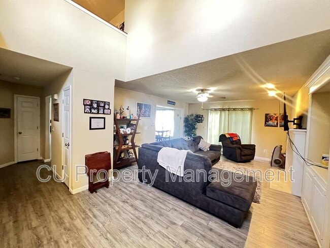 property at 3904 Summer Sage Ct