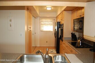 1860 N Atlantic Ave in Cocoa Beach, FL - Building Photo - Building Photo