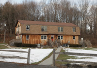 59 Anthony St in Hillsdale, NY - Foto de edificio - Building Photo