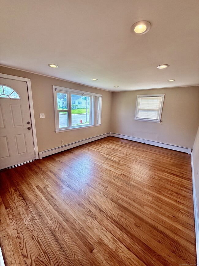44 Haddam St in Hartford, CT - Building Photo - Building Photo