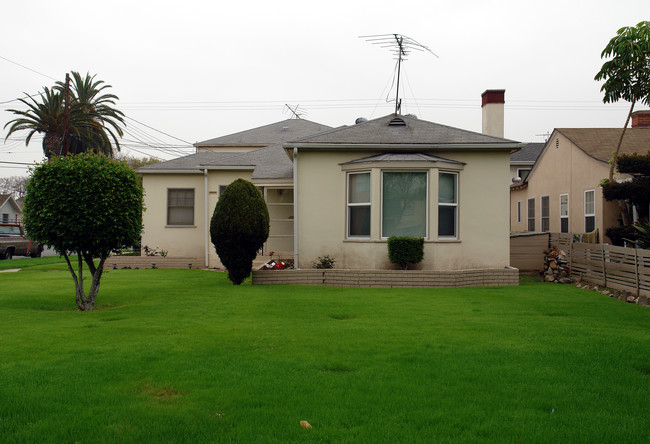 800 S Flower St in Inglewood, CA - Building Photo - Building Photo