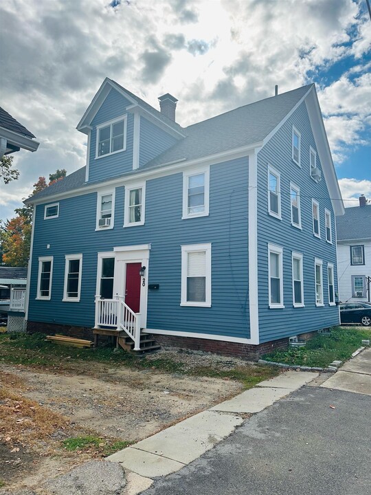 20 Belknap St in Dover, NH - Building Photo