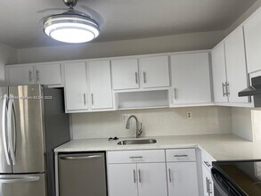 19305 NE 2nd Ave in Miami, FL - Building Photo - Building Photo