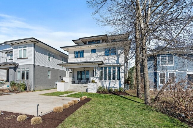 920 Kirkwood Ave in Nashville, TN - Building Photo - Building Photo