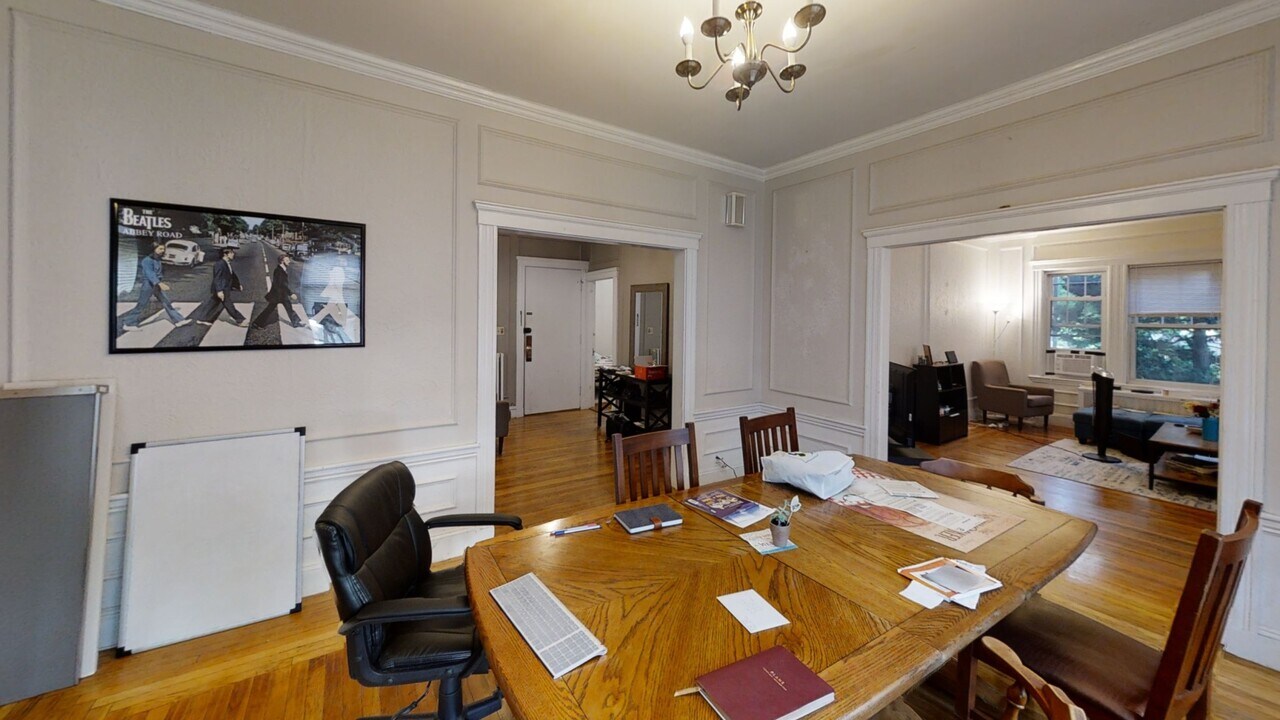 99 Beals St, Unit 1 in Brookline, MA - Building Photo
