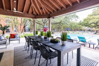 Hardrock Canyon in Austin, TX - Foto de edificio - Building Photo
